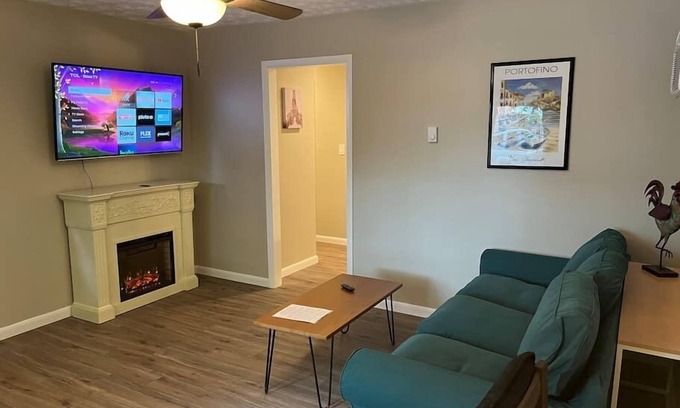 Norwood Apartment | Carter #6, Two Bedroom Apartment near Xavier