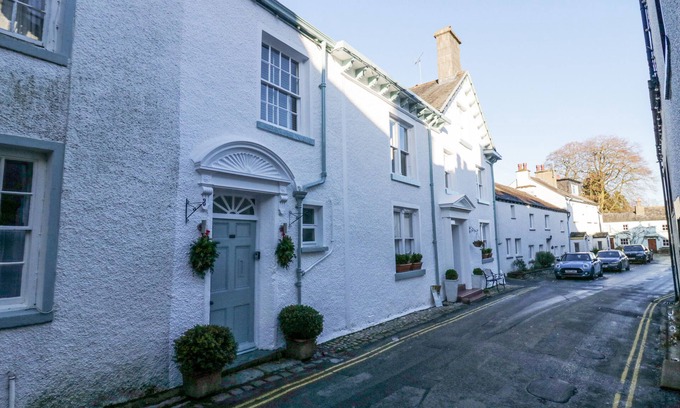 Cartmel Cottage | CARTMEL FLAT, romantic in Cartmel