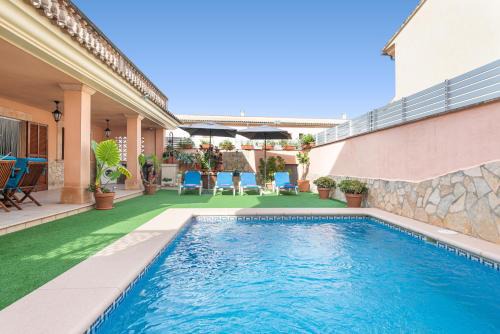 Muro Villa | Cas Barber