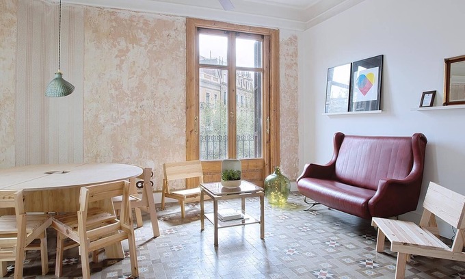 Dreta de l'Eixample Apartment | Casa A yok Casa + Cultura