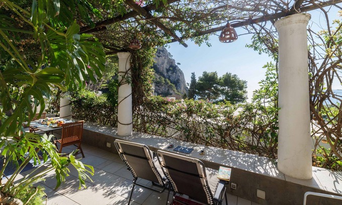Marina Piccola Apartment | Casa Allegra - One Bedroom Apartment, Sleeps 4