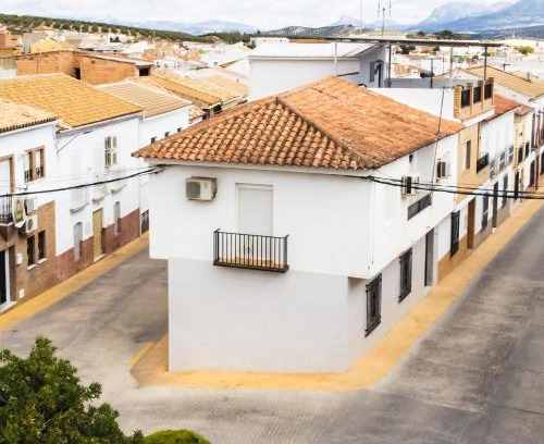 Encinas Reales House | Casa Arcadia Centro de Andalucía