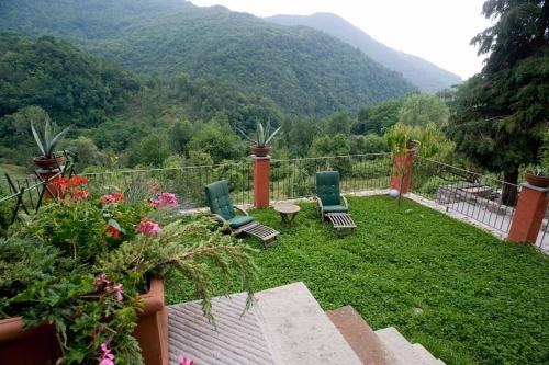 Calice al Cornoviglio House | Casa Boru - a beautiful fully restored spacious house with fantastic views