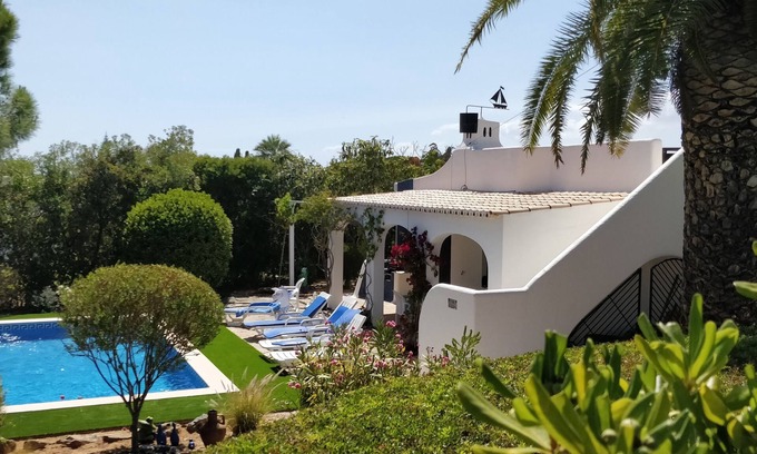 Mato Serrao Villa | CASA CARINA CARVOEIRO 10 PEOPLE