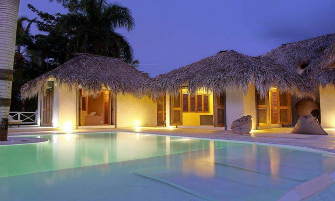 Las Terrenas Villa | Casa Cocoloba offers a splendid view of the sea and 4000 meters of parkland.