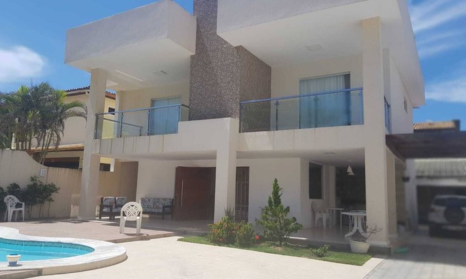 Pouso Alegre Buraquinho House | Casa com Piscina a 50 m da Praia