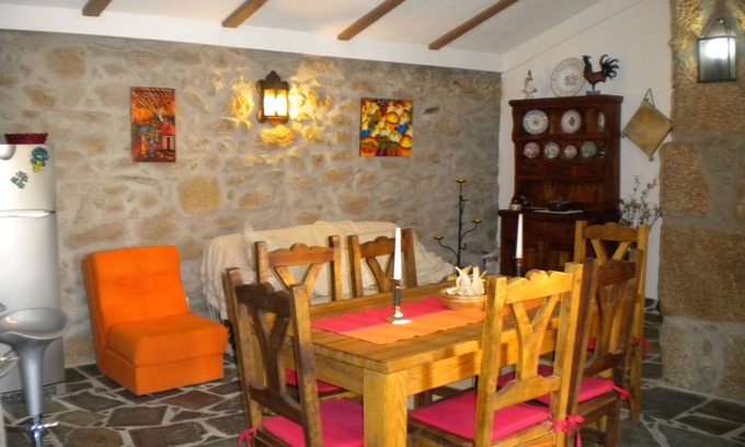 Bemposta Cottage | Casa da Bemposta (former haystack)