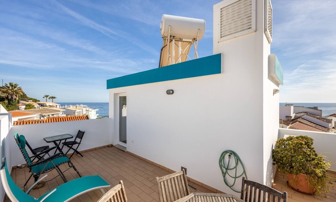 Salema House | Casa Da Paz and Love