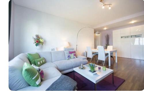 Sao Sebastiao Apartment | Casa da Praça de Portugal
