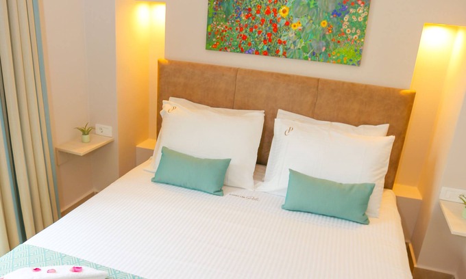 Old Town Hotel | Casa de Potie - Casa 5: Double Room With Terrace in the Heart of Chania Old Town