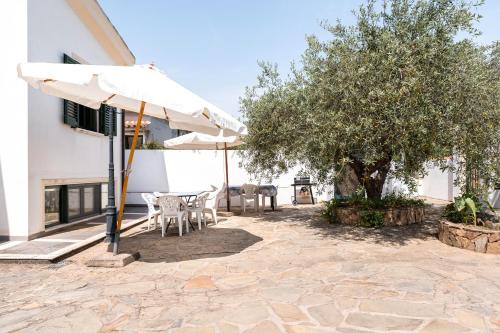 Cala Liberotto Apartment | Casa Degli Ulivi 2 - seminterrato