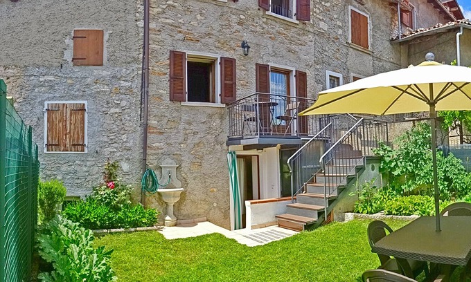 Pregasio House | Casa del Borgo Pregasio Garden