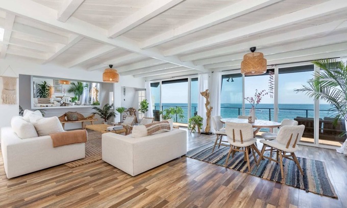 Malibu House | Casa del Mar by Oraklus