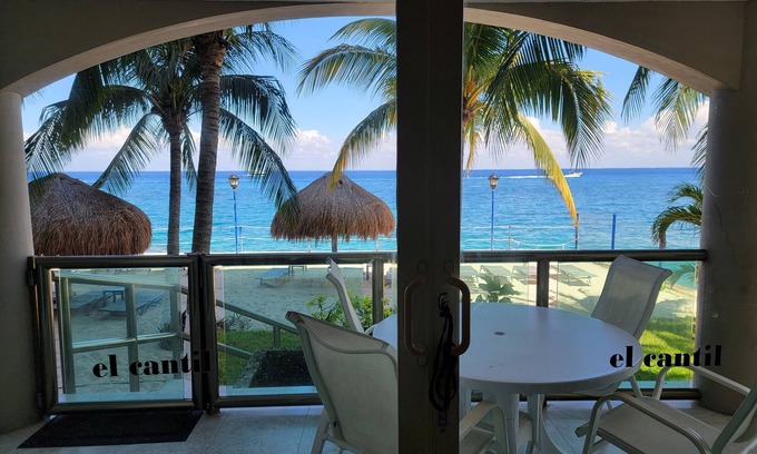 Colonia Andres Condo | CASA DEL MAR at El Cantil Condo Resort - Beach and Pool Direct Access - Great Views!