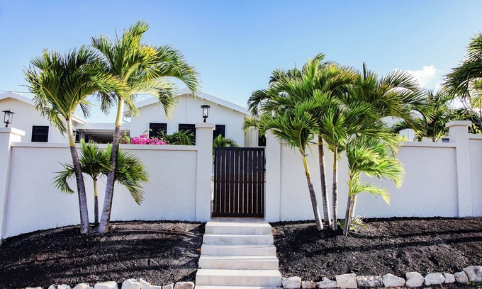 Dickenson Bay Villa | Casa del Sol. Beautifully appointed four bedroom villa with stunning views!