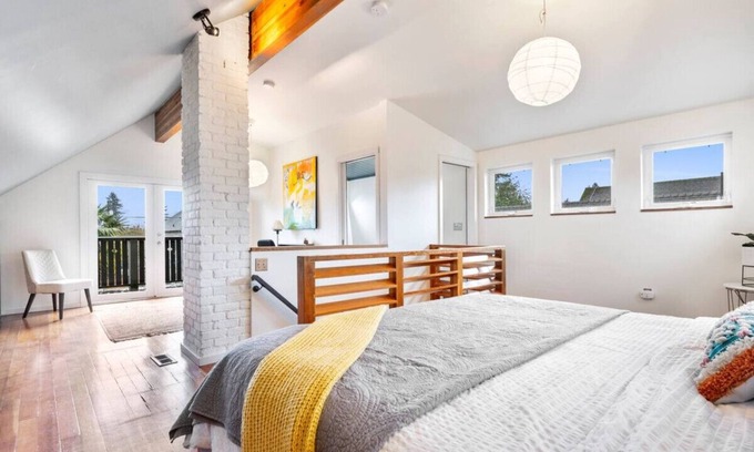 Alberta Arts District Apartment | Casa del Sol - Walk to Alberta Arts District