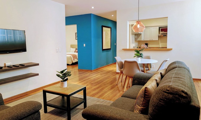 Historic Center Apartment | Casa Donceles Apt 2 Group Top Choice, Complimentary baggage storage.