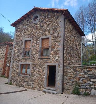 Otero de Guardo House | Casa El Pastor