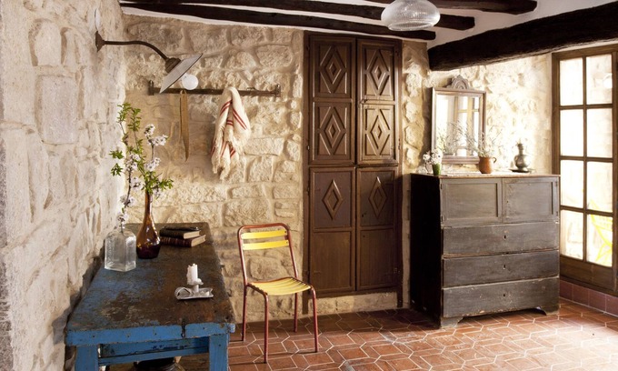 Calaceite House | Casa Empeltre and its Casa Grande, in group or family