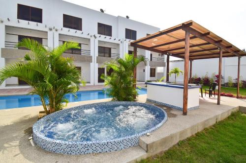 Salinas House | Casa entera en Salinas - 3 pisos Piscina Jacuzzi Wifi Parqueo