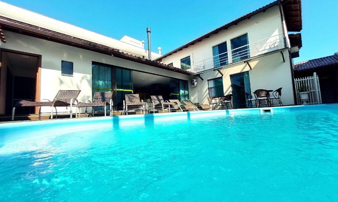Jurere House | Casa Estrela Rubi em Jurerê Internacional