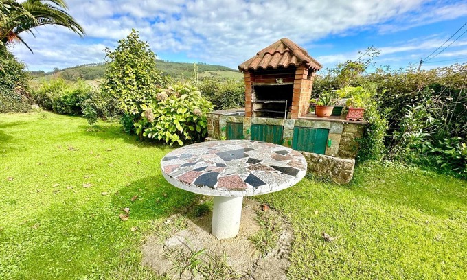 Meruelo Ski Chalet | Casa familiar en Meruelo con jardín