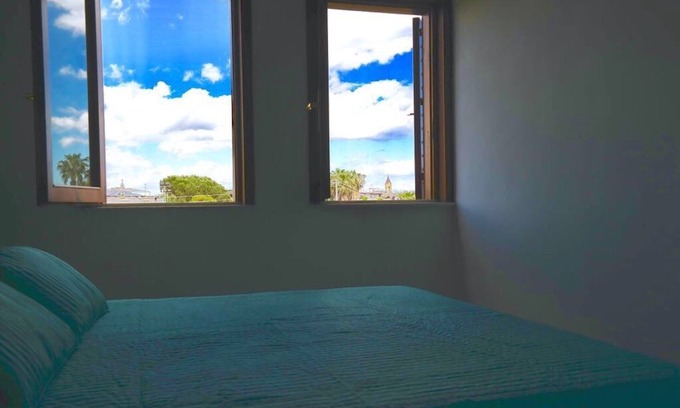 Fondachello Apartment | Casa Gemma, on the sea with a view of the Etna volcano.