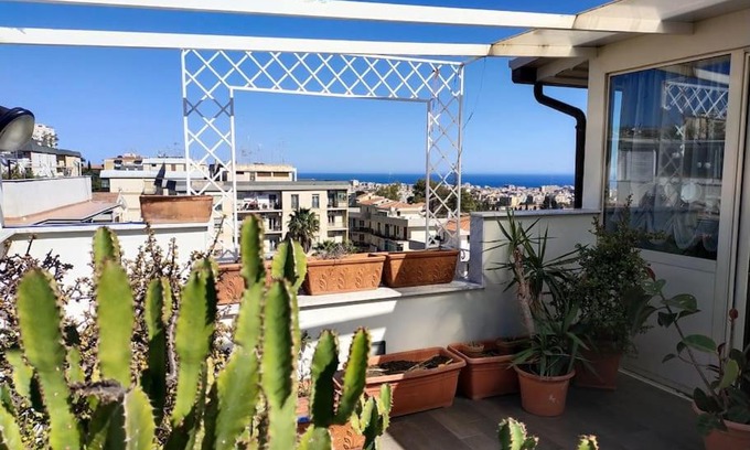 Cibali Apartment | casa GIRASOLE