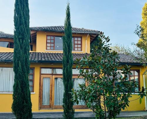 Cumbaya House | Casa Histórica Deluxe Cumbayá