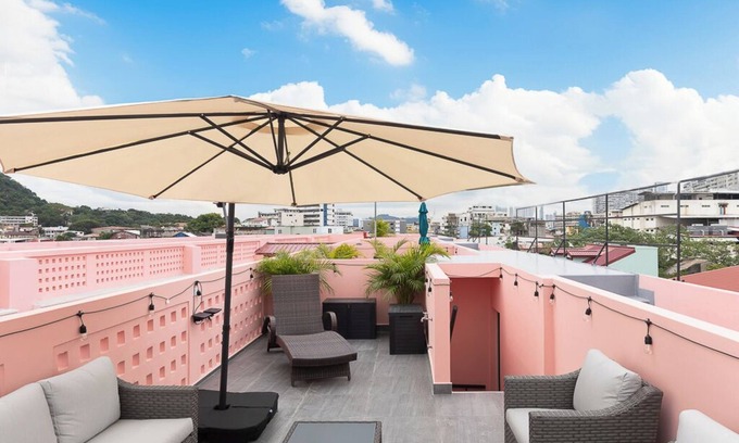 Santa Ana Apartment | Casa Korsi - The Vintage Apartment/@Santa Ana Downtown