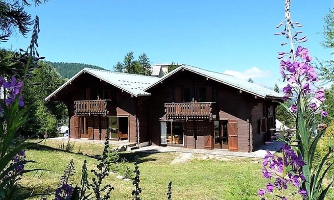 Risoul Ski Chalet | Casa-Les Heureux, magnifique chalet à Risoul 1850