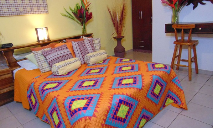 Pavas Bed & Breakfast | Casa Lima B&B Standard Room #3 (With Free Breakfast)