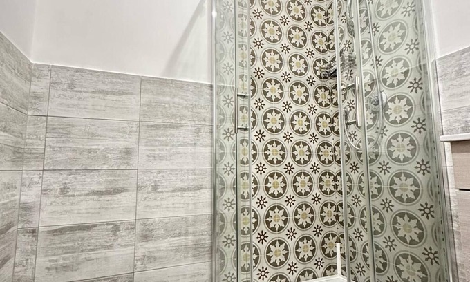 Municipio 2 Bed & Breakfast | Casa Lorì , Accogliente B&B a Bari a Pochi Passi dal Centro Storico