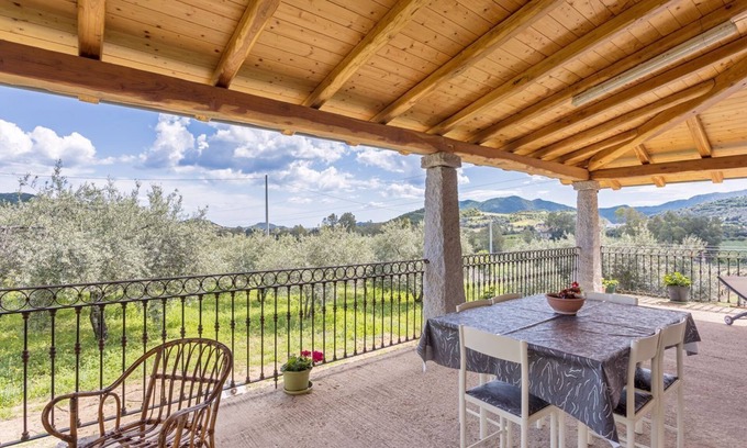 Jerzu Apartment | Casa Màfama immersed in the vineyards of Cannonau