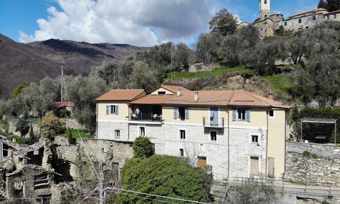 Pieve di Teco House | casa Maremonti - Ligurian country house in perfect tranquility, Maritime Alps and sea