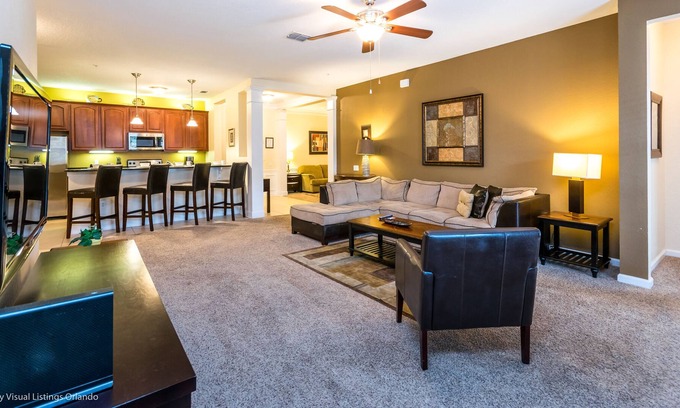 Florida Central Atlantic Coast Condo | Casa Michael -Detailed Luxury Condo with Lots of Space