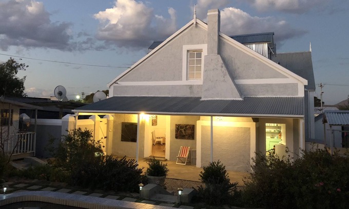 Prince Albert House | Casa Milorca