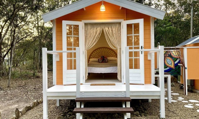 Captain Creek Cabin | Casa Naranja | Off-grid Hideaway Agnes Water 1770