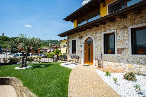 Montecchia di Crosara Apartment | Casa Oliver