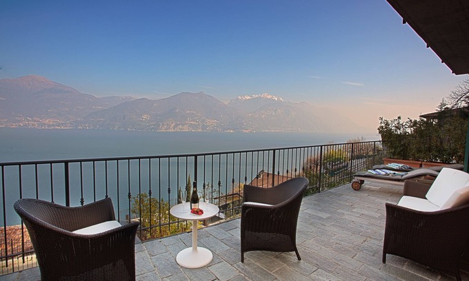 Menaggio Apartment | Casa Paradiso In Menaggio. Garden, Pool sleeps 6 by Italian Apartments.