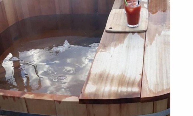 Cadiar House | Casa Peggy - Rustic Rural Townhouse with Hot Tub