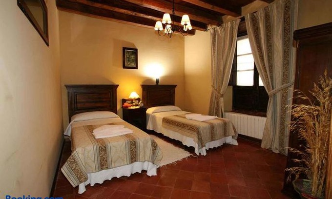 Siete Iglesias de Trabancos House | Casa Rural Calderon de Medina I y II