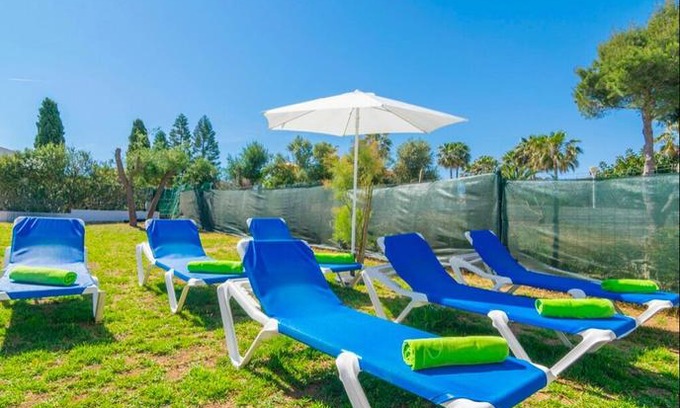 Son Serra de Marina House | Casa Rosa