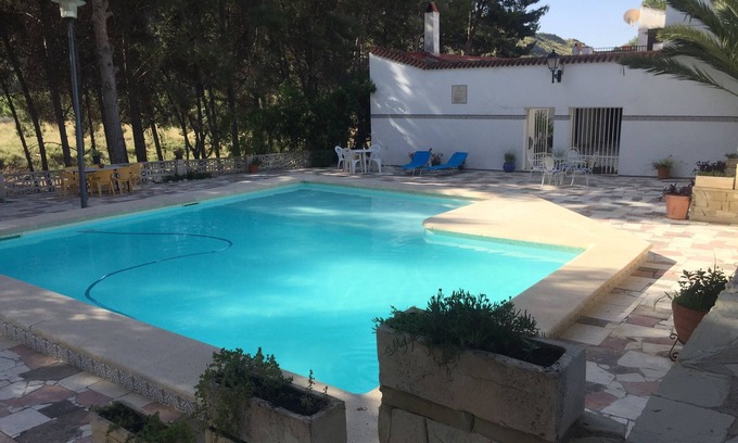 Elda Villa | CASA RURAL MOLERA (full house 16 guests)