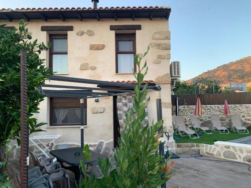 Casas del Monte House | CASA RURAL PUERTO-Otoño Mágico Valle del Ambroz