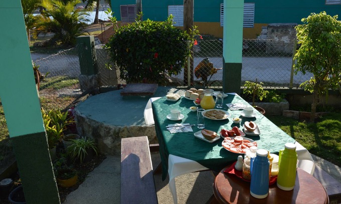 Municipality of Cienaga de Zapata House | Casa Santico y Damari