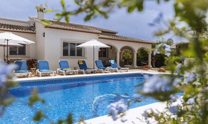 Costa Nova Villa | Casa Serena