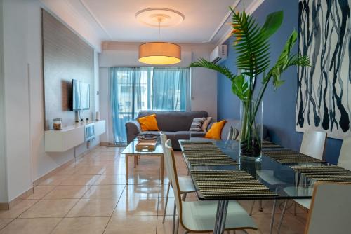 Neapolis Apartment | Casa Sol 3BR Apartment, Balcony, 5Gbps WiFi, Walk to Beach, Promende & Shops