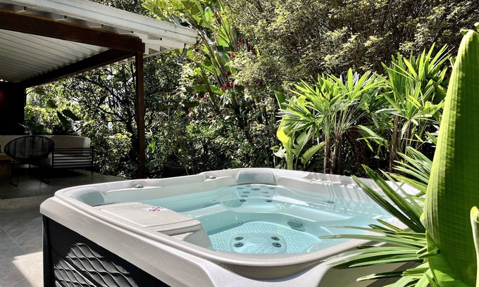 Los Naranjos Villa | Casa Tesoro by Wynwood House