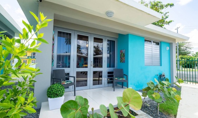 Puerto Rico Villa | Casa Tortuga | Beachfront Villa | Pool | Aguada PR